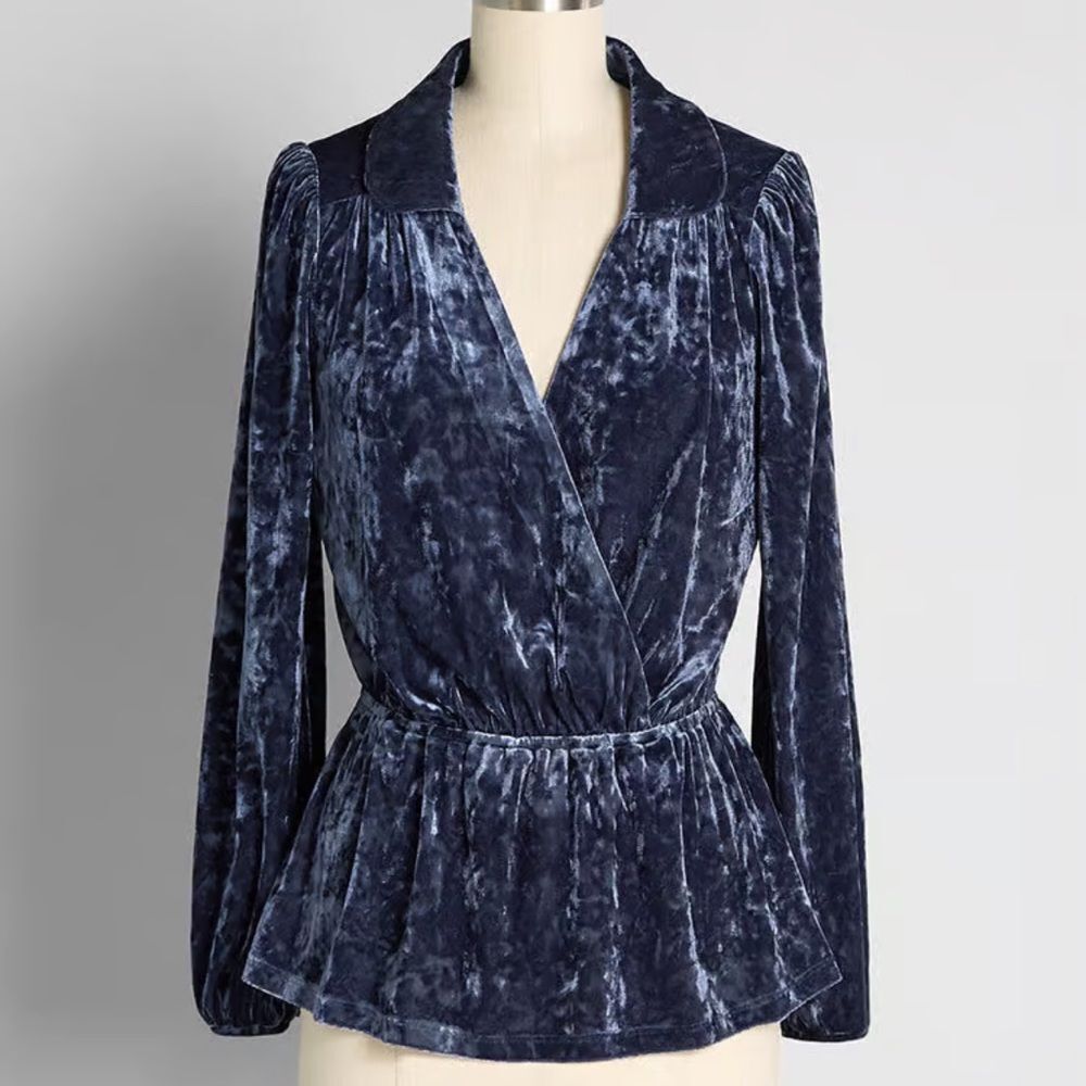 ModCloth Velvet Blue Top size Large L Peak of Chic blouse shirt women’s